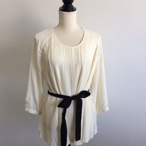 J Peterman Ivory Pleated Blouse M - Picture 4 of 12